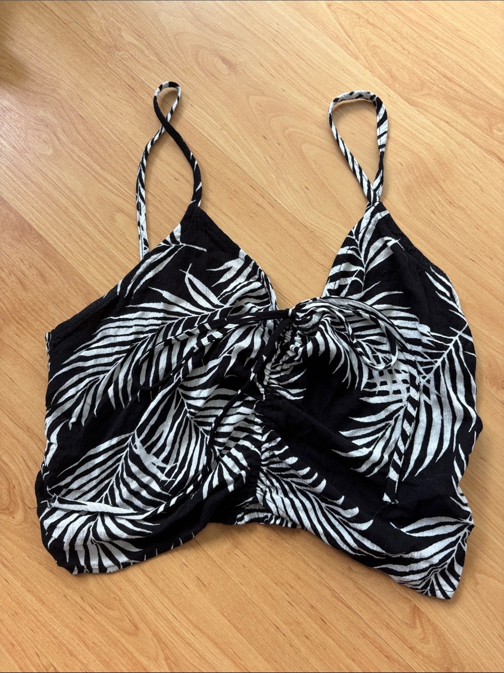 Final Touch Black and White Leaf-Print Camisole